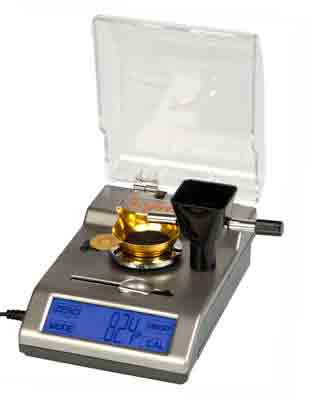 Lyman Accu-Touch 2000 Electronic Scale - Precision Reloading Tool