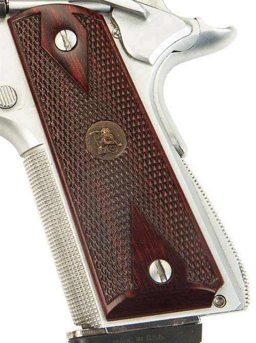 Double Diamond Checkered Rosewood Grips for 1911