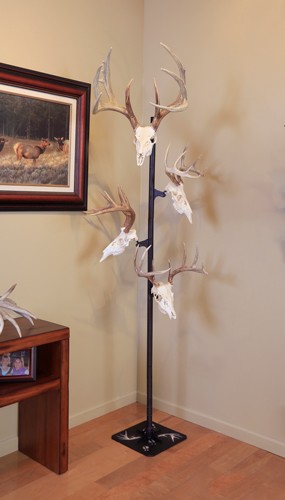 Skull Hooker Trophy Tree with 5 | Customizable Display Stand